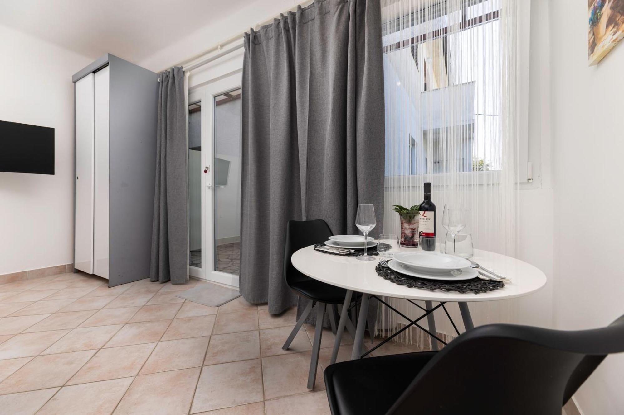 Apartments Lacrima Сило Экстерьер фото